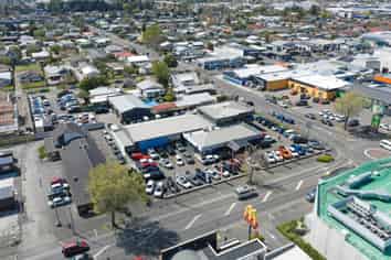 Rare Automotive Facility - Showroom, Workshops...