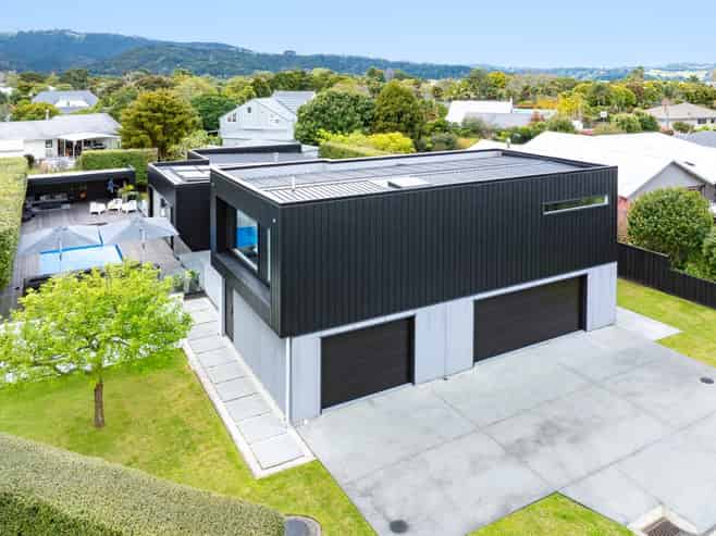 7 Wrybill Way, Point Wells