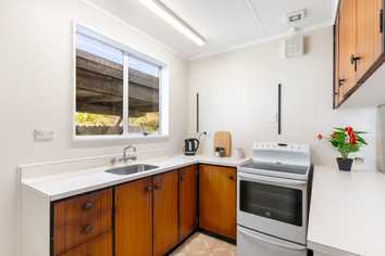 24B Gurkha Crescent, Khandallah