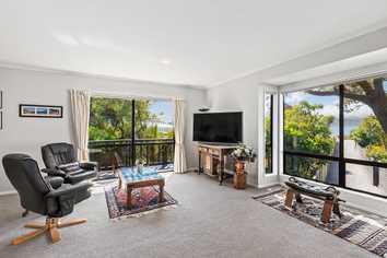 126A Breaker Bay Road, Breaker Bay