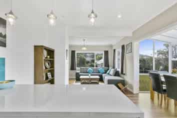 8 Elliott Street, Johnsonville