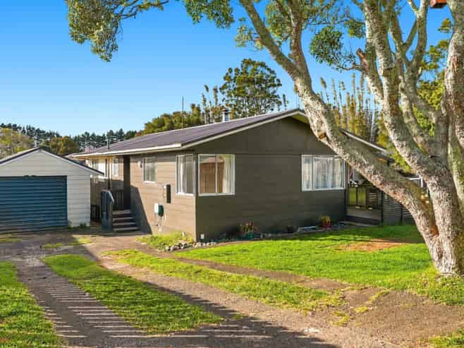76 Takahe Road, Ahipara