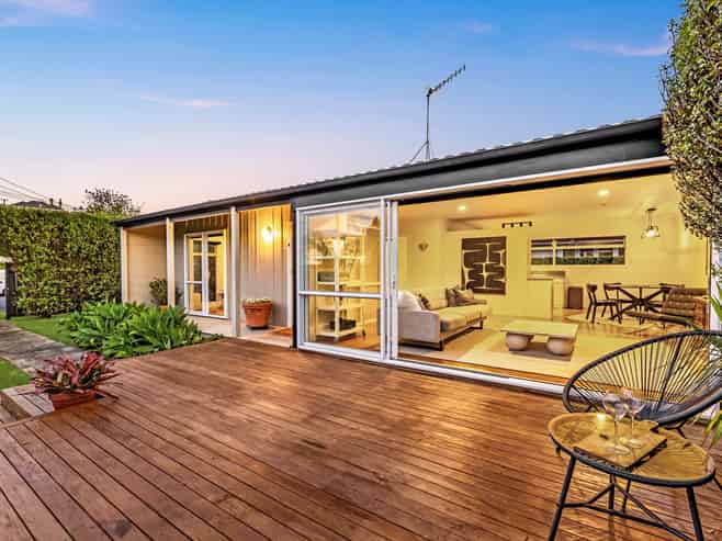 16 Robert Street, Ellerslie