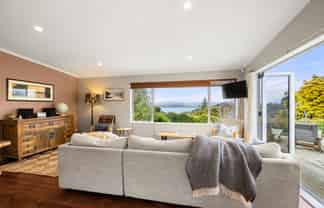 15 Bay View Road, Raglan