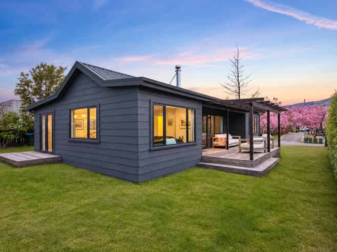 7 Cherry Court, Wanaka
