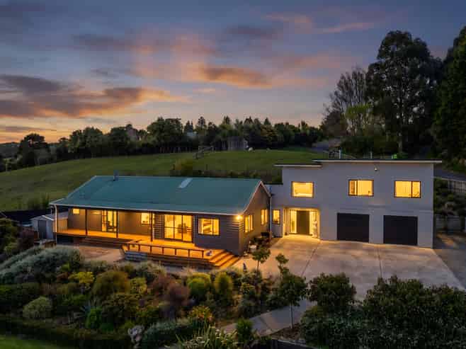 17 Nikau Heights, Masterton