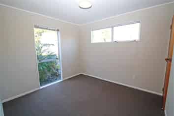 5 Lombardy Place, Whalers Gate