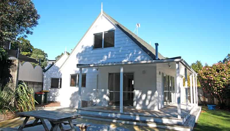 5 Lombardy Place, Whalers Gate
