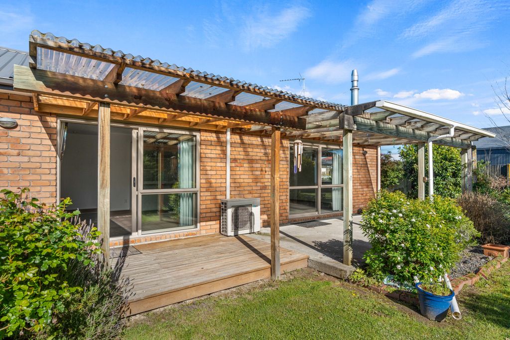 Looking for a home where family life just works... 2