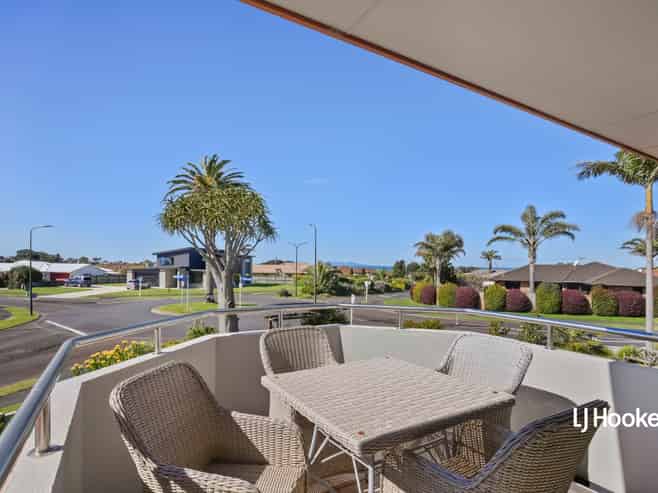1 Island Vista, Athenree