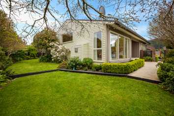 5 Izard Road, Khandallah
