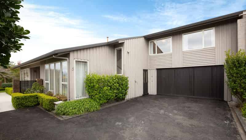 5 Izard Road, Khandallah