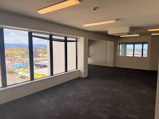 Elevated CBD Office With Outstanding Views
