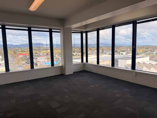 Elevated CBD Office With Outstanding Views