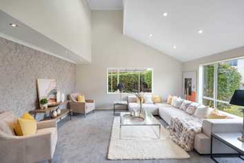 6 Huntington Park Drive, Greenhithe