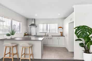5 West Street, Tuakau