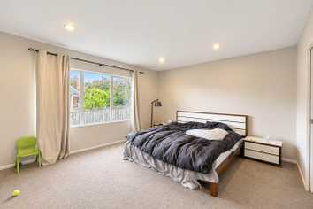 2/386 East Coast Road, Mairangi Bay