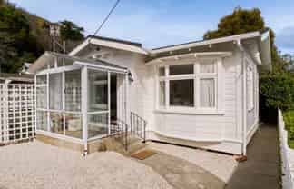 70 Weka Street, The Wood