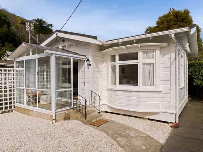 70 Weka Street, The Wood