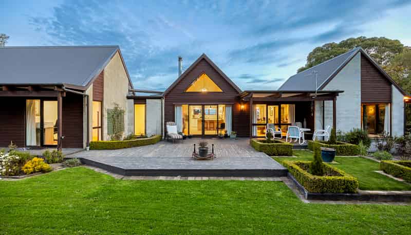 12 Mowatts Road, Loburn