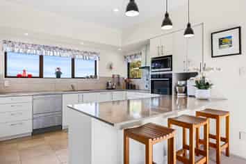 12 Mowatts Road, Loburn