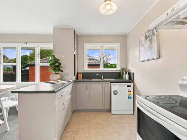 1/74 Russley Road, Russley