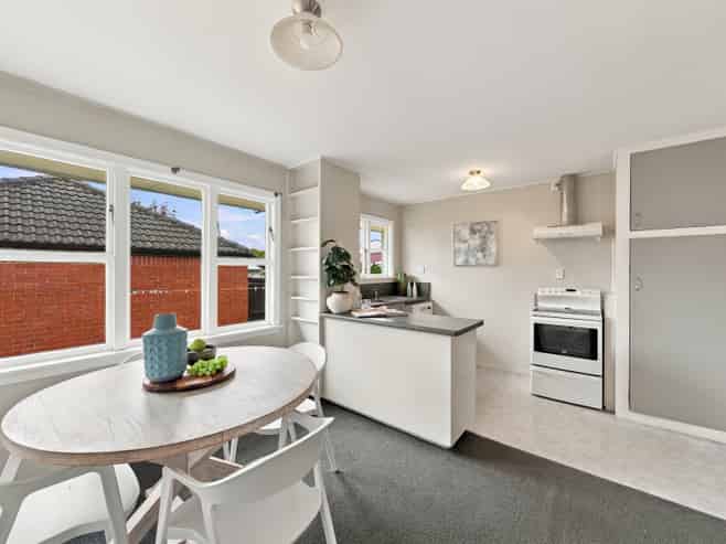 1/74 Russley Road, Russley