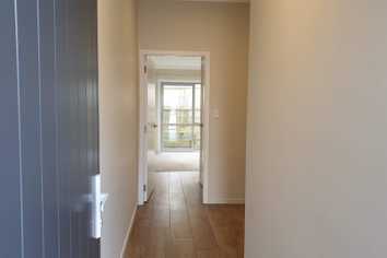 9/19 Collins Avenue, Tawa