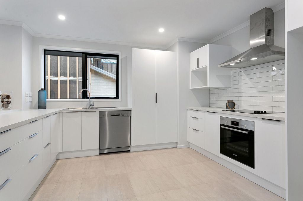 4/1043 Alexandra St 3