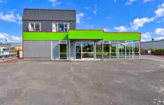 Stock it your way - For Lease