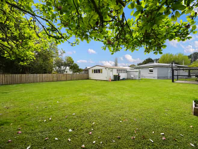 28 Anthony Crescent, Bader