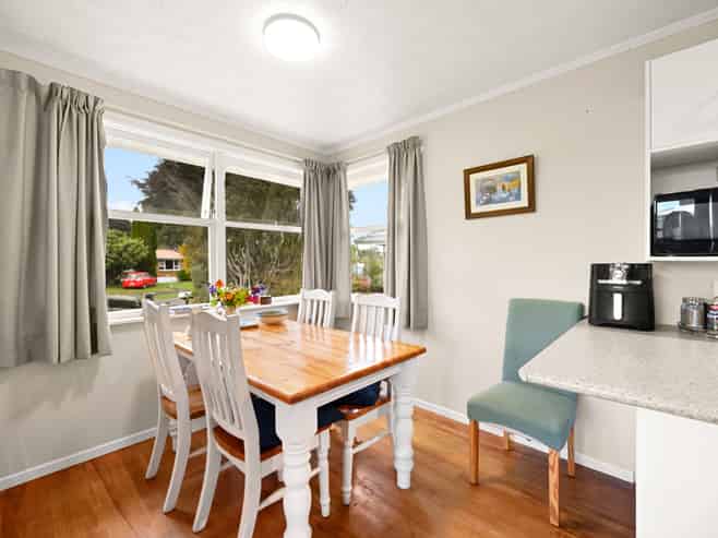 28 Anthony Crescent, Bader
