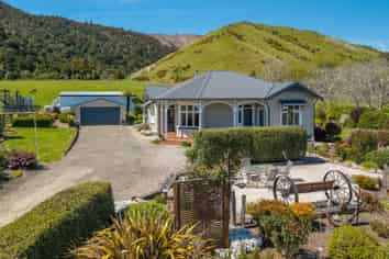14 Totara Street, TAPAWERA