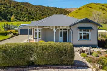 14 Totara Street, TAPAWERA