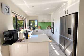 27 Palmyra Way, Half Moon Bay