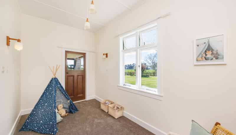 800 State Highway 1, Marton