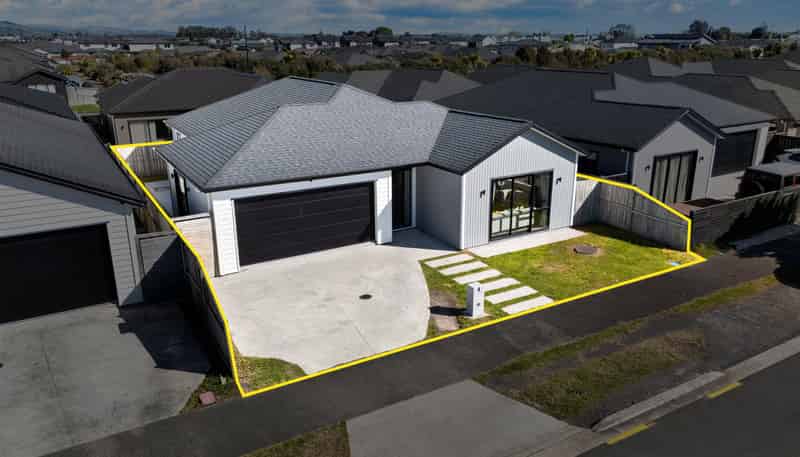 4 Silver Beech Street, Takanini