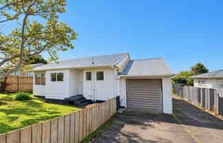 15A Christmas Road, Manurewa