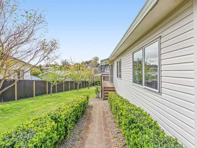 71 Harrisfield Drive, Hairini