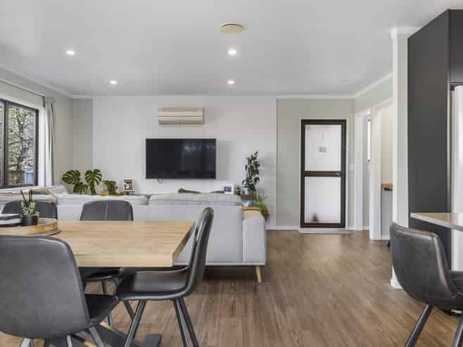 17 Garden Grove, Nukuhau