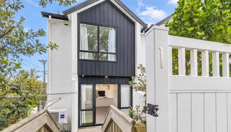 1/69 Allendale Road, Mount Albert