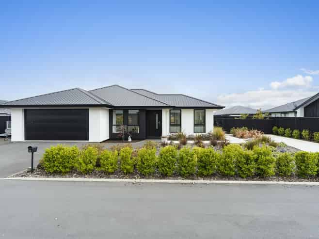 6 Tuwhare Lane, Mosgiel