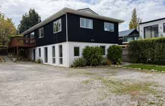 672 Peninsula Road, Kelvin Heights
