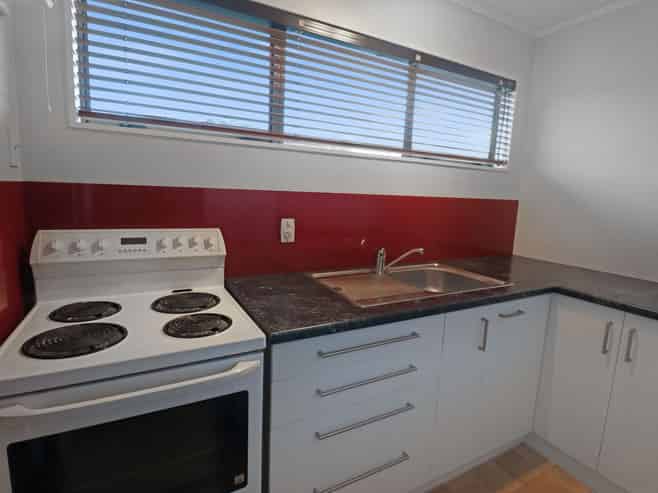 A/5 Norbert Street, Brown Owl