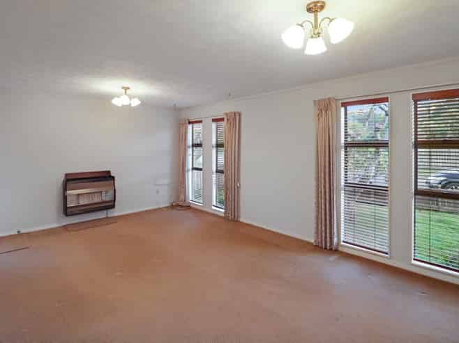 A/5 Norbert Street, Brown Owl