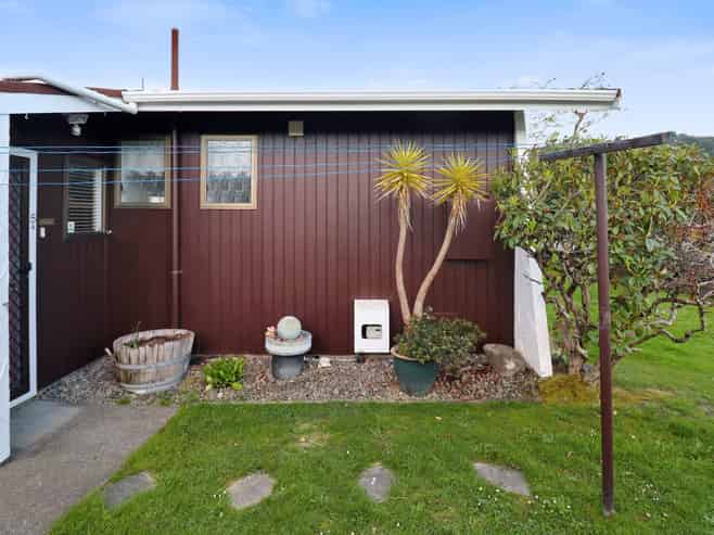 A/5 Norbert Street, Brown Owl