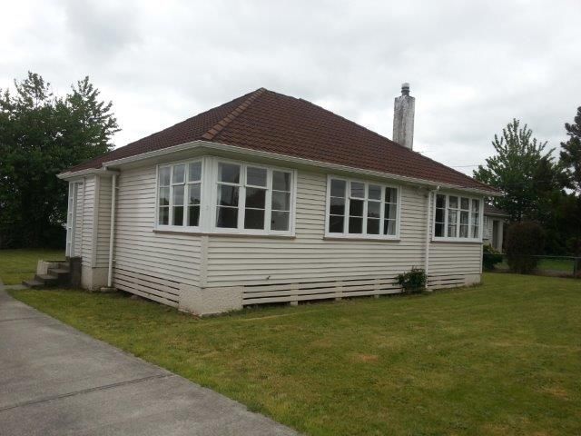 CHURCHILL AVE, MSTN - 3 BDRMS - $500 P/W 1