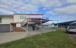 Modern industrial office with great visibility