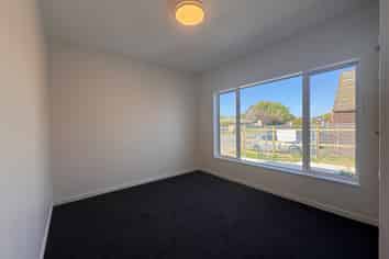 2a Petries Road, Woodend