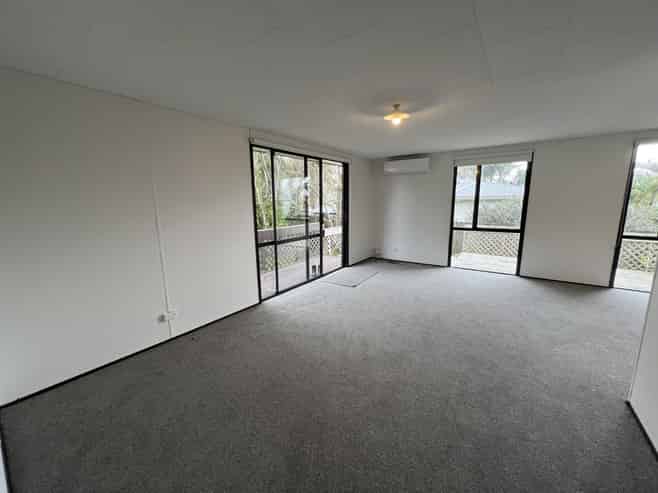 25B Devonshire Road, Unsworth Heights